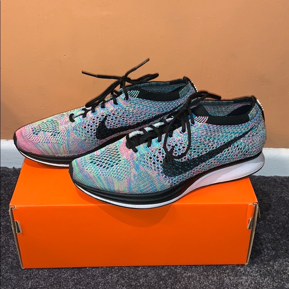 Nike Flyknit Racer